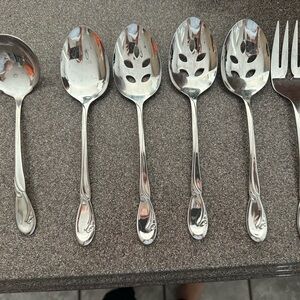 Oneida Calla Lily Stainless Steel Serving Pieces